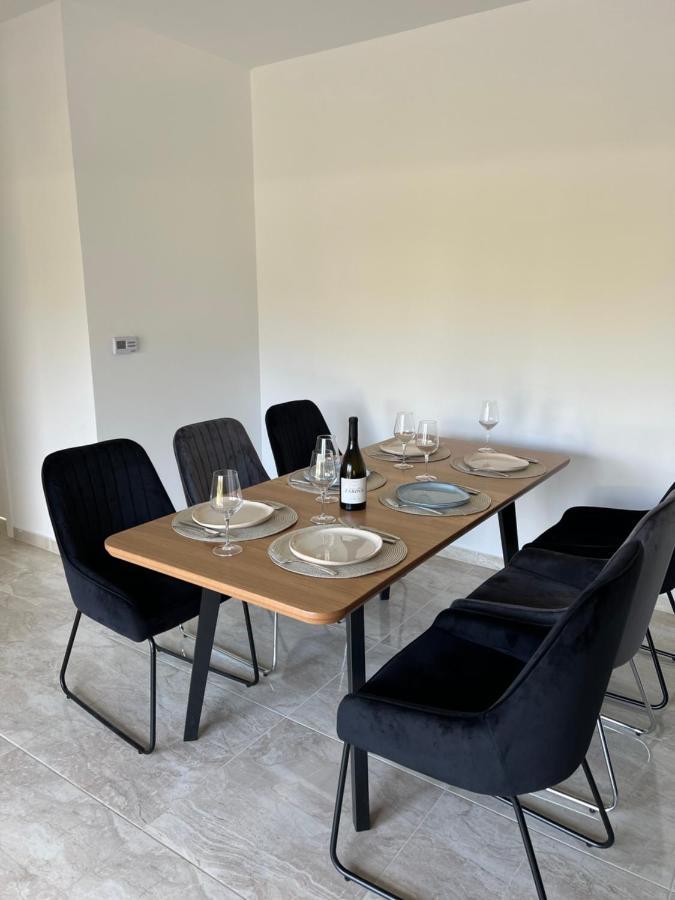 Modern Home Ula Brtonigla Exterior photo